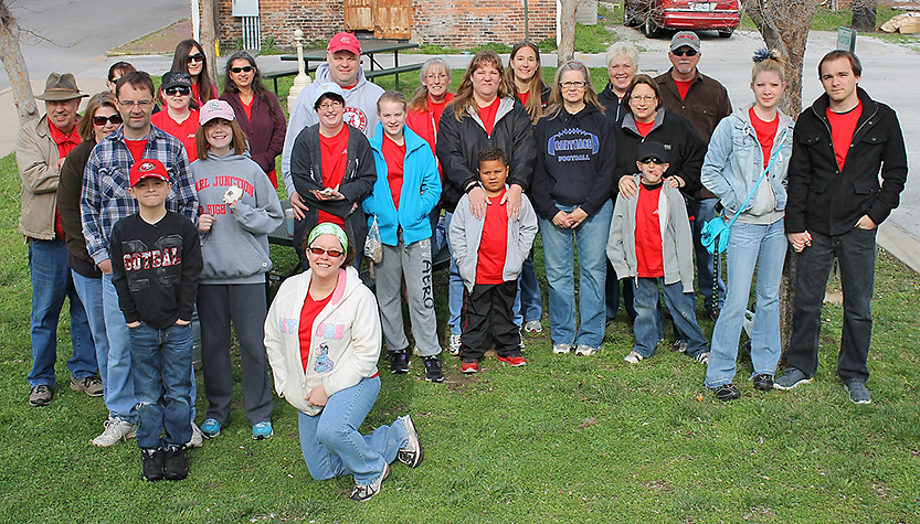 Cardinal Scale employees before a community service day.